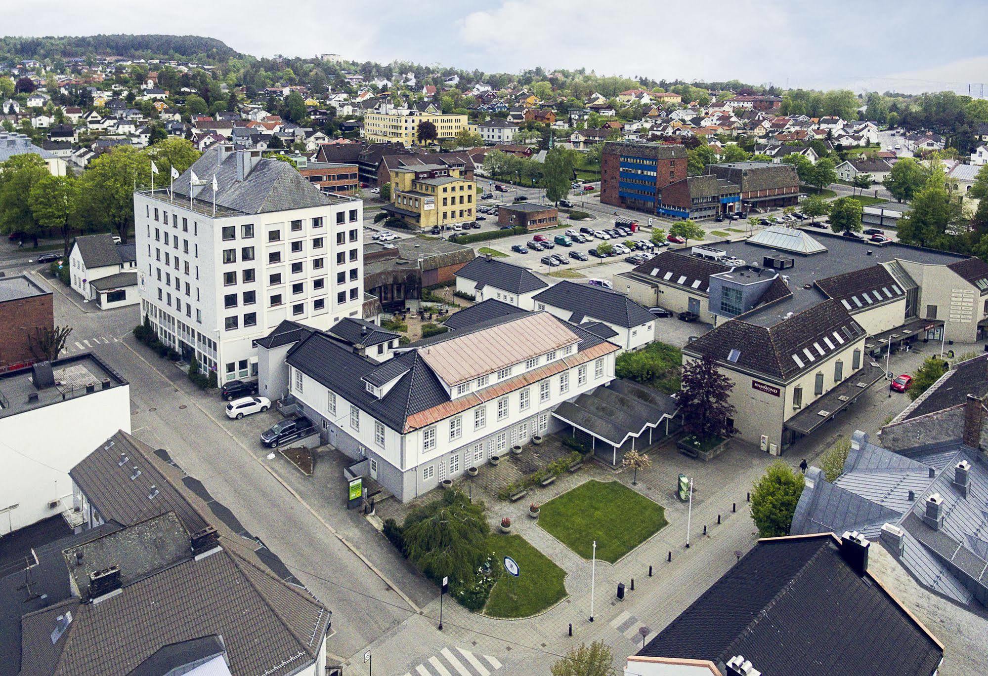 Hotell Vic Porsgrunn Extérieur photo